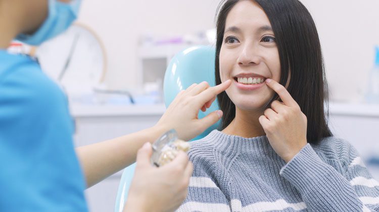 Perawatan Agar Gigi Goyangmu Tidak Lepas atau Bertambah Parah