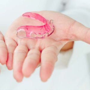 retainer gigi